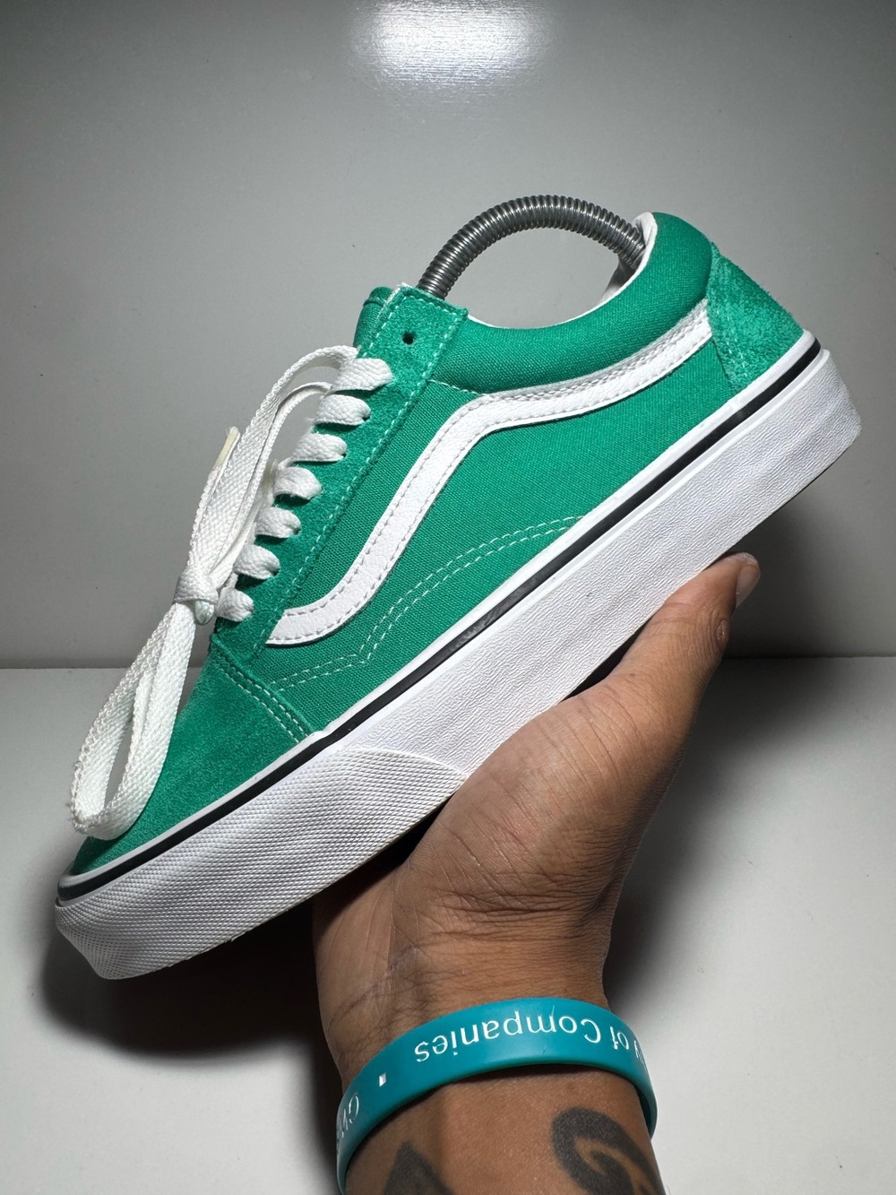 Vans Low Old Skool “Pepper Green/ White” Men’s Size 7.5